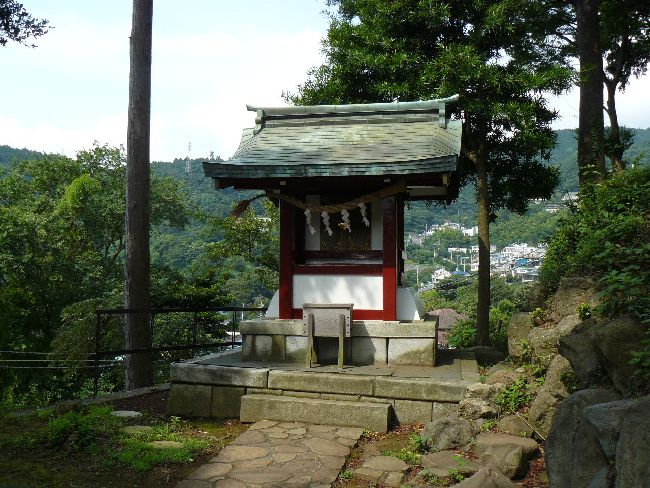 �ɓ��R�_��