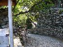 浜松城井戸サイドの石垣と石畳