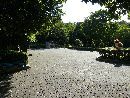 浜松城の跡地を公園として整備された風景