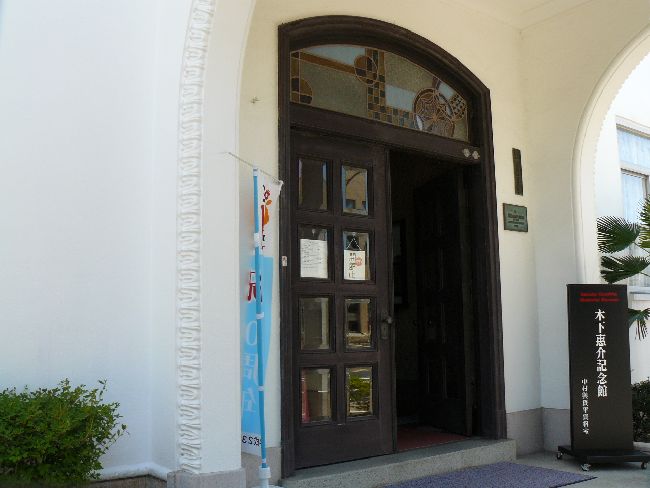 ���l����s����