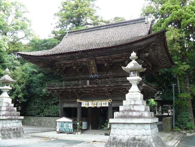 �{�����{