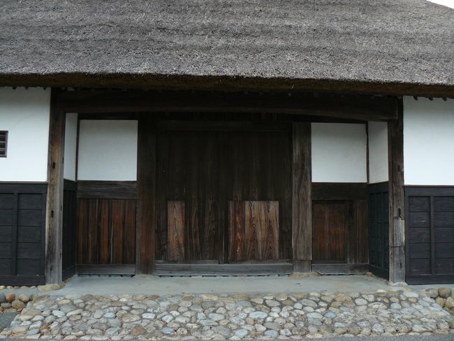 ���c�ƏZ��