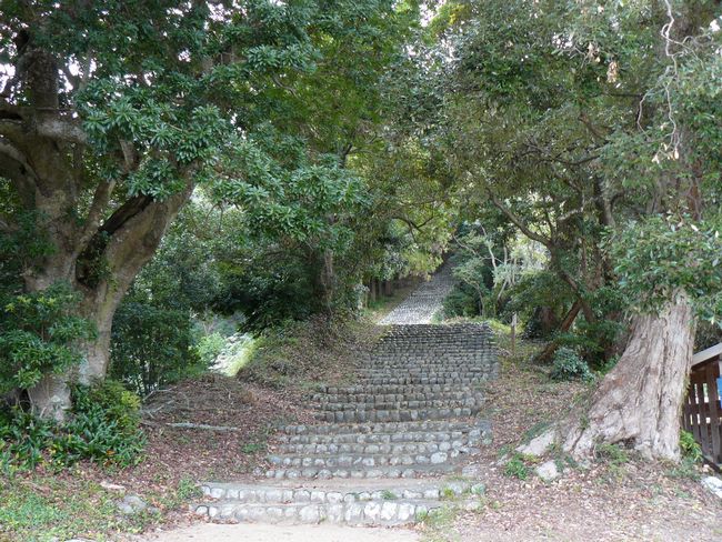 ��є����{